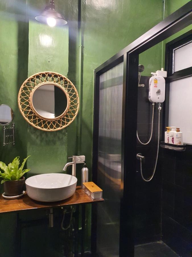 Motu Bangkok Apartment Exterior photo